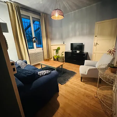 Le Quatorze Feriehus *